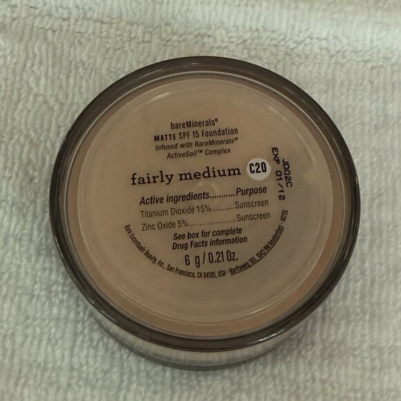 bareMinerals Other - bareMinerals MATTE Foundation Fairly Medium C20 Mineral Powder SPF 15 6g Expired